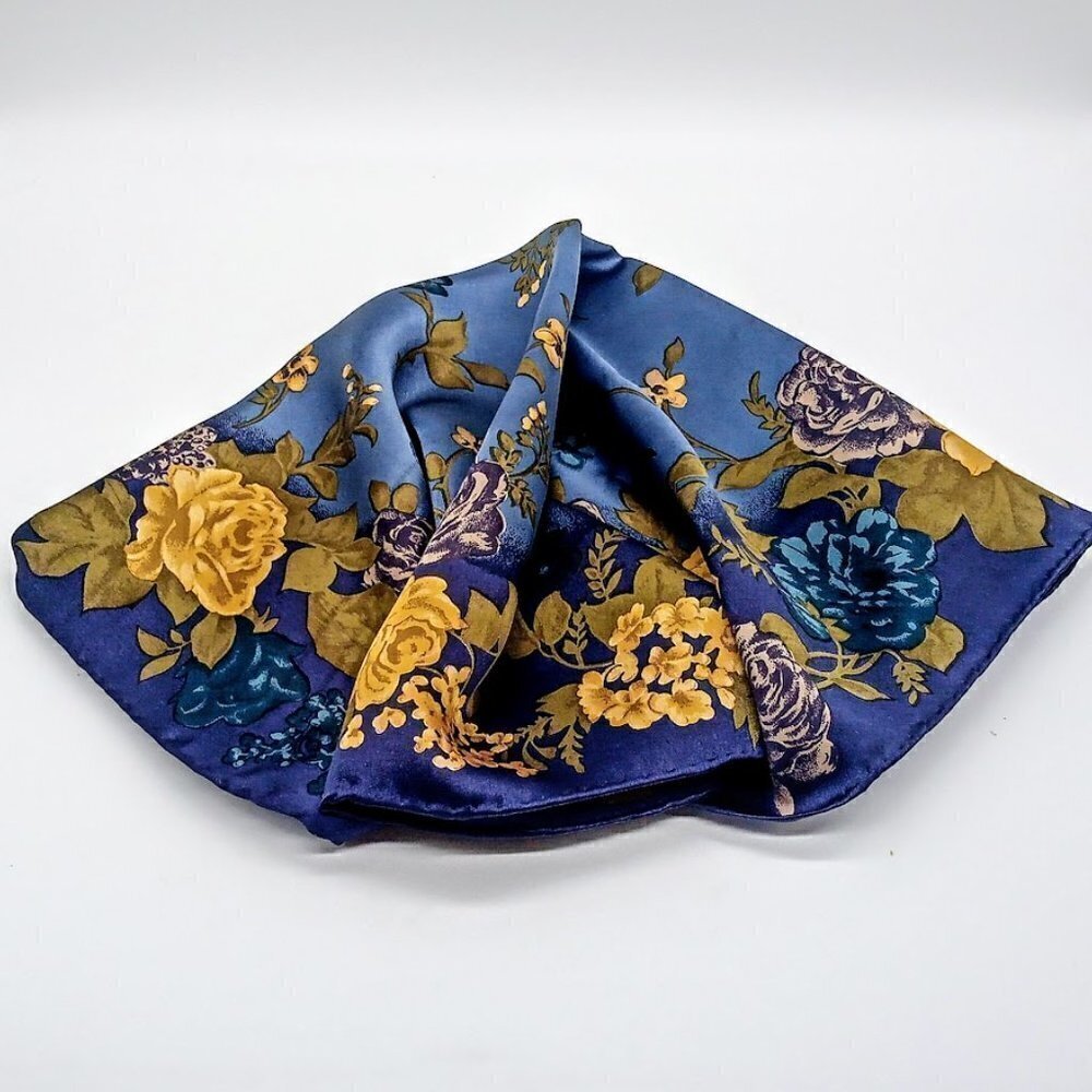 Liz Claiborne Blue Floral Silk Small Square Scarf NWT